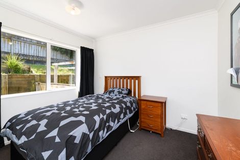 Photo of property in 34 Ruapehu Drive, Fitzherbert, Palmerston North, 4410
