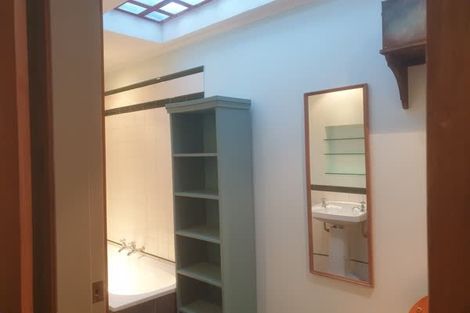 Photo of property in 73 Elizabeth Street, Mount Victoria, Wellington, 6011
