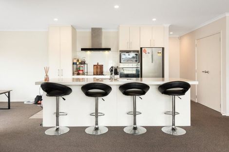 Photo of property in 6 Teachers Court, Papamoa Beach, Papamoa, 3118