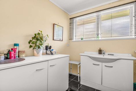 Photo of property in 79 Muriwai Drive, Whakatane, 3120