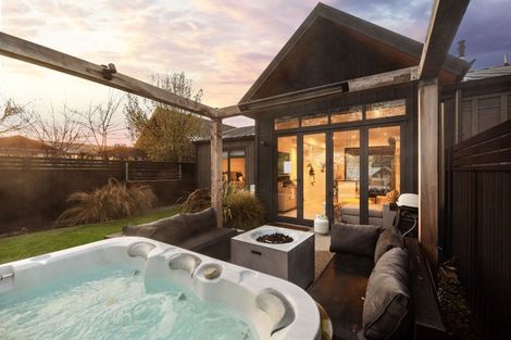 Photo of property in 5 Phoenix Lane, Arthurs Point, Queenstown, 9371