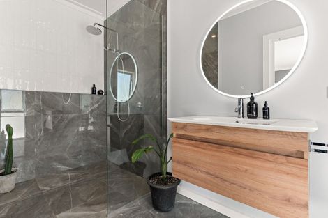 Photo of property in 23 Jellicoe Street, Greytown, 5712