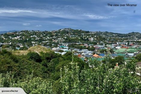 Photo of property in 90 Maupuia Road, Maupuia, Wellington, 6022