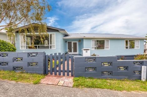 Photo of property in 8 Cedar Street, Maungaraki, Lower Hutt, 5010