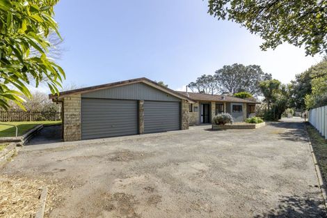 Photo of property in 35 Old South Road, Okato, 4335