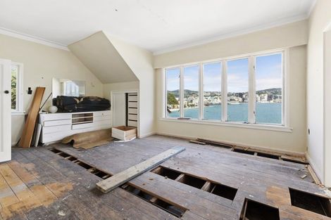Photo of property in 304 Oriental Parade, Oriental Bay, Wellington, 6011