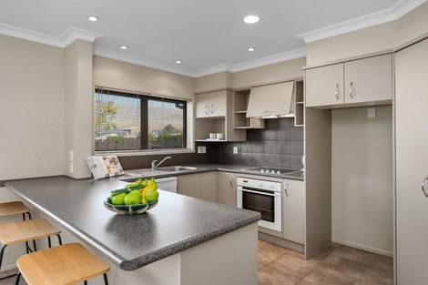 Photo of property in 2 Pemberton Crescent, Greerton, Tauranga, 3112