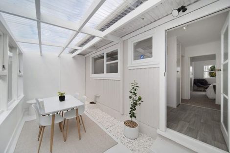 Photo of property in 4/49 Russell Road, Manurewa, Auckland, 2102