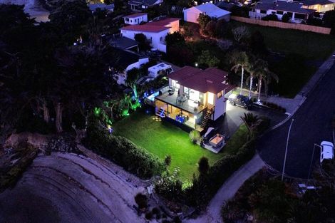 Photo of property in 12 Channel View Road, Clarks Beach, Pukekohe, 2679