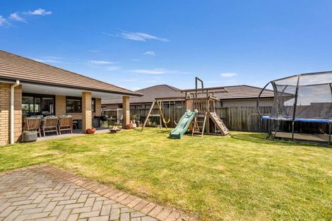 Photo of property in 15 Carroll Place, Owhata, Rotorua, 3010