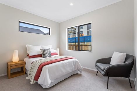 Photo of property in 17 Barrel Crescent, Swanson, Auckland, 0614