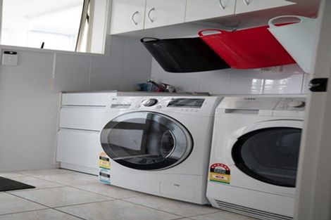 Photo of property in 1/2 Ocean View Road, Milford, Auckland, 0620