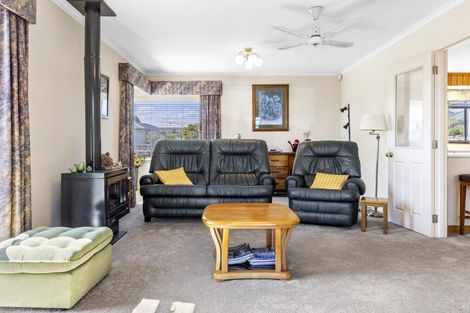 Photo of property in 14 Fairview Terrace, Waipahihi, Taupo, 3330