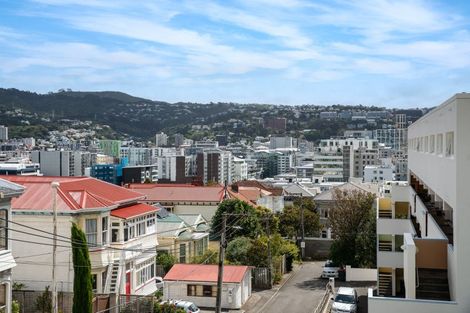Photo of property in 16 Austin Street, Mount Victoria, Wellington, 6011