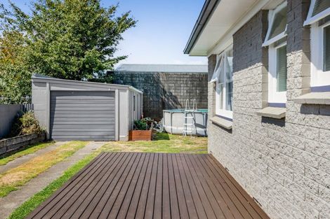Photo of property in 15a Pratt Street, Waitara, 4320