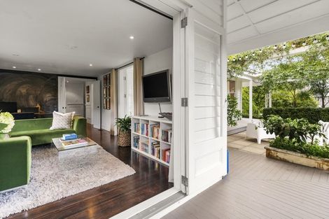 Photo of property in 8 Green Lane East, Remuera, Auckland, 1050