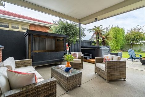 Photo of property in 16 Wycolla Avenue, Saint Clair, Dunedin, 9012