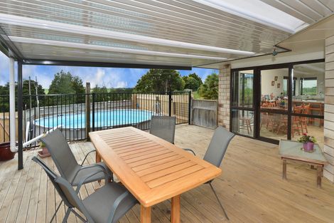 Photo of property in 34 Tauraroa Road, Maungakaramea, Whangarei, 0178