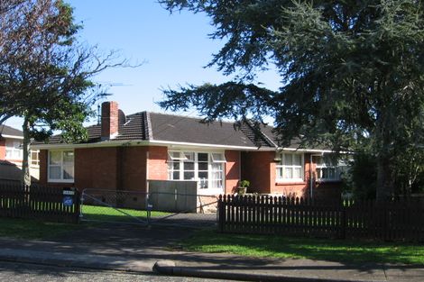 Photo of property in 23 Crown Crescent, Otara, Auckland, 2023