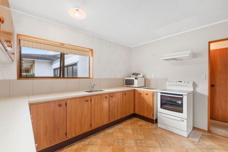 Photo of property in 2/208 Centreway Road, Orewa, 0931