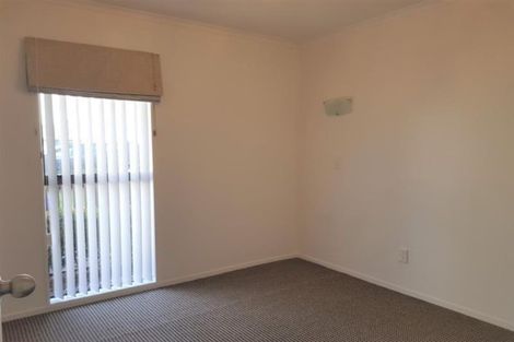 Photo of property in 1a Shortland Street, Lower Vogeltown, New Plymouth, 4310
