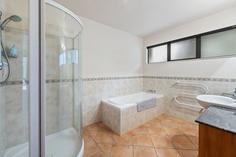 Photo of property in 1/50 Wakeman Road, Acacia Bay, Taupo, 3330