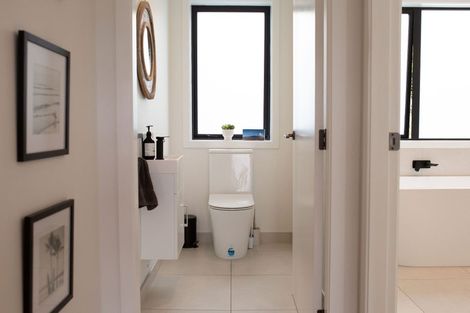 Photo of property in 35 Paetawa Road, Peka Peka, Waikanae, 5391