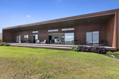 Photo of property in 812 Ruapuke Road, Raglan, 3296