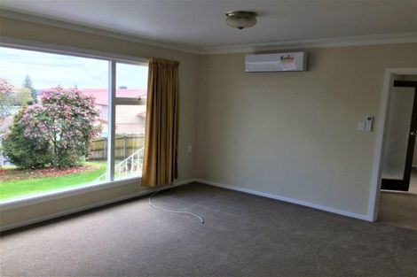 Photo of property in 26 Ray Small Drive, Papakura, 2110
