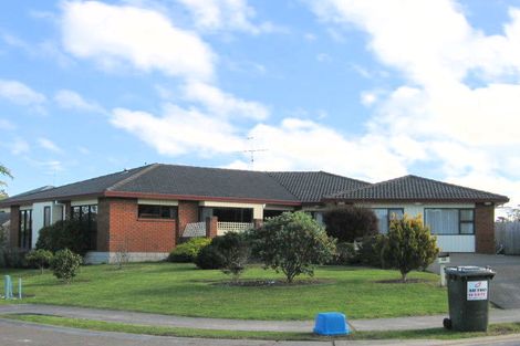 Photo of property in 58 Kath Hopper Drive, Orewa, 0931