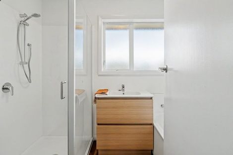 Photo of property in 11 Beatrice Place, Avonhead, Christchurch, 8042