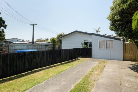Photo of property in 73 Simpson Road, Papamoa Beach, Papamoa, 3118