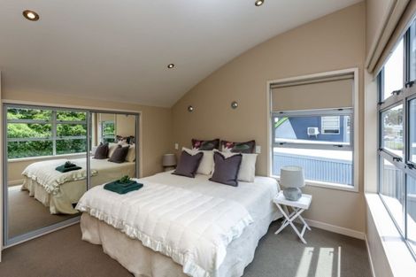 Photo of property in 32c Gilbert Street, New Plymouth, 4310