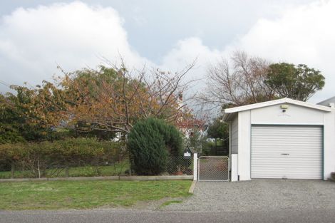 Photo of property in 9 Tui Road, Raumati Beach, Paraparaumu, 5032