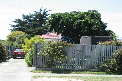 Photo of property in 211 Pine Avenue, South New Brighton, Christchurch, 8062