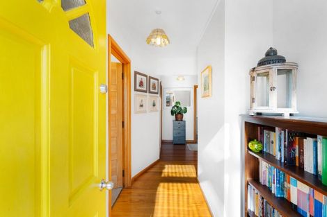 Photo of property in 6 Dolbel Street, Taradale, Napier, 4112