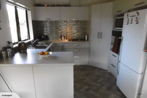 Photo of property in 5a Lee Street, Whitianga, 3510