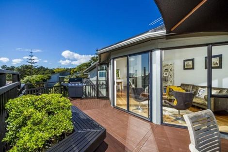 Photo of property in 10 Bellbird Rise, Murrays Bay, Auckland, 0630