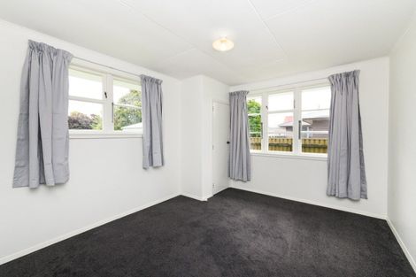 Photo of property in 33 Crewe Crescent, Hokowhitu, Palmerston North, 4410