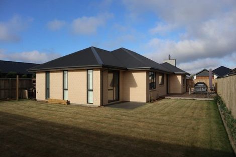 Photo of property in 37 Bradbury Avenue, Rolleston, 7614