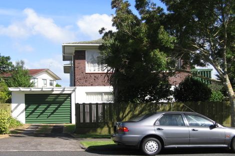 Photo of property in 2/57 Butley Drive, Farm Cove, Auckland, 2012