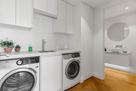 Photo of property in 82 St Marys Road, Saint Marys Bay, Auckland, 1011