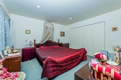 Photo of property in 1/62 Fernhill Way, Oteha, Auckland, 0632