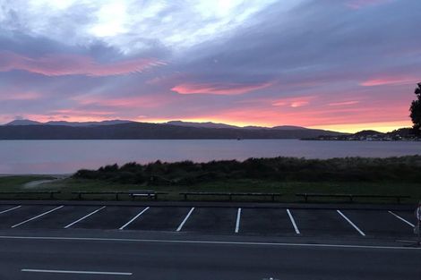 Photo of property in 217 Marine Parade, Seatoun, Wellington, 6022