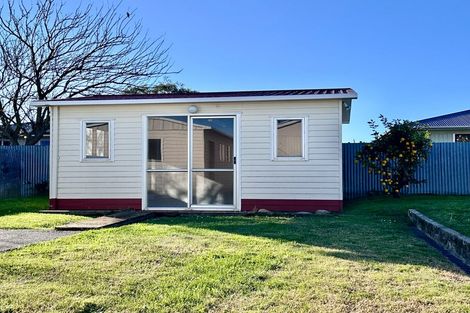 Photo of property in 21 Cranby Crescent, Onekawa, Napier, 4110