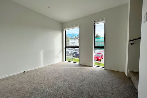Photo of property in 57 Morihana Close, Glen Eden, 0602
