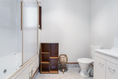 Photo of property in 76 Terou Street, Manaia, 4612