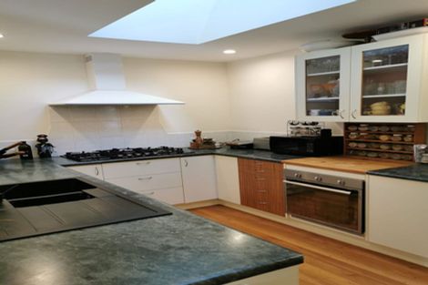 Photo of property in 5 Smith Street, Paekakariki, 5034