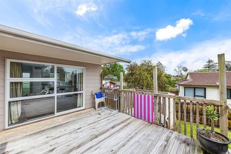 Photo of property in 2/121 Seymour Road, Sunnyvale, Auckland, 0612