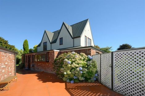 Photo of property in 1/16 Glenburn Place, Avonhead, Christchurch, 8042